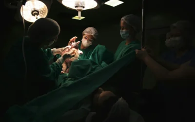 birthing center maternity home midwife newborn - photo par Hannah Barata